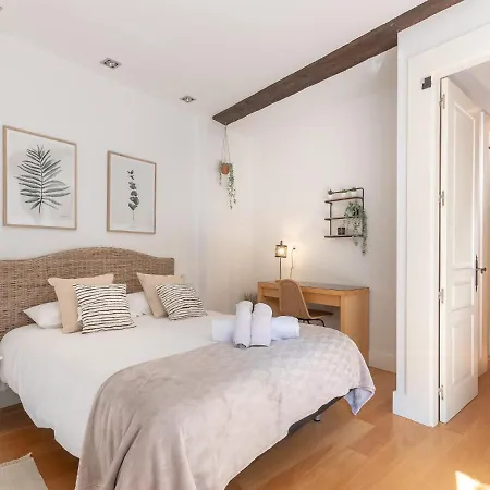 Hall Vi By Aston Apartamento *